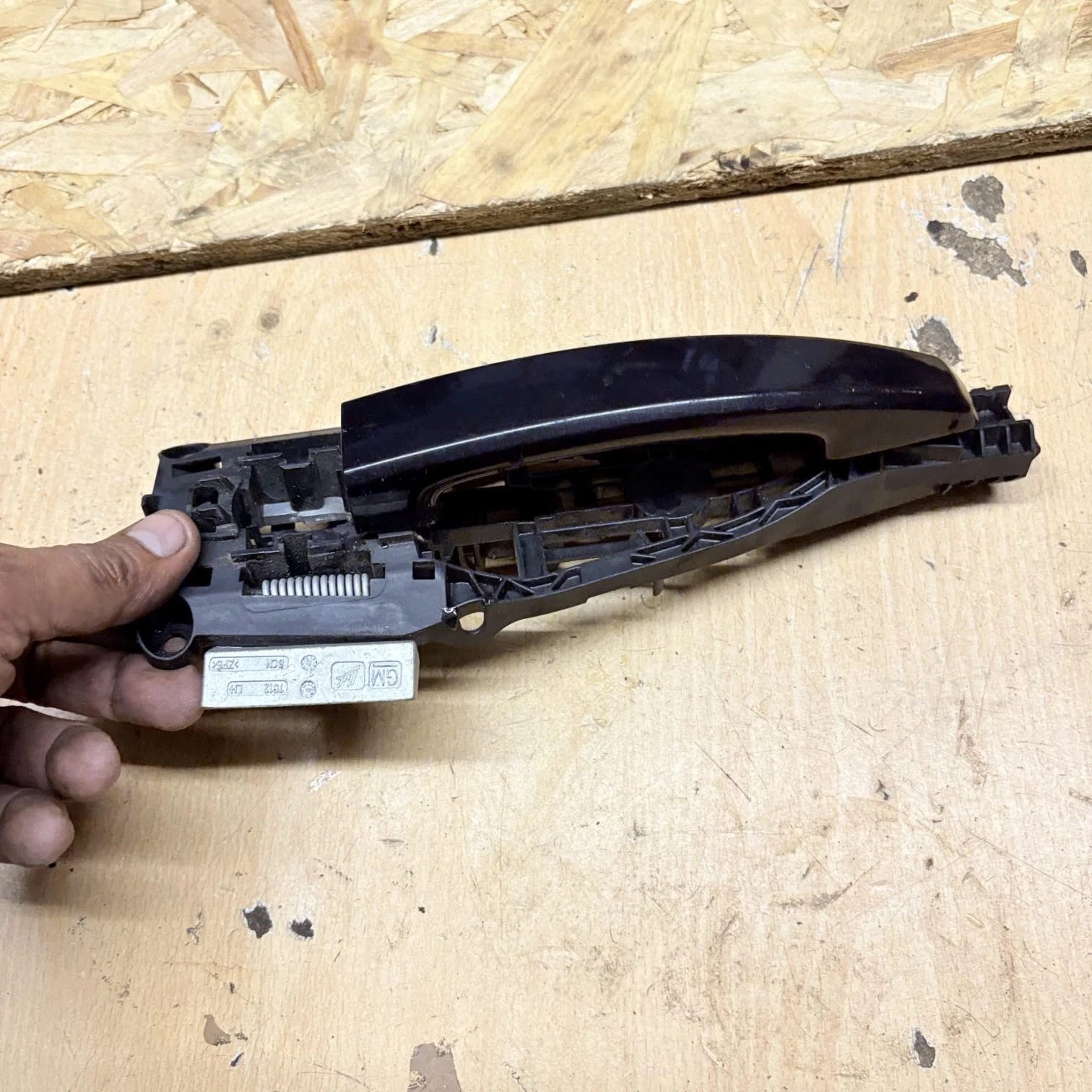 Opel Mokka 2013 N/S Front Outer Door Handle Black 5 Door