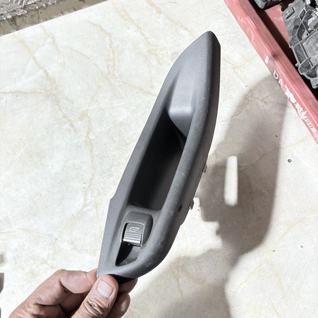 FORD FOCUS 2013 Rear Right Door Window Switch BM51-A237W20