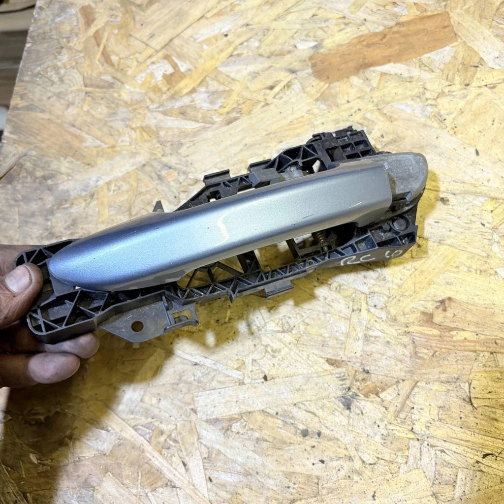 Volkswagen PASSAT B6 2007 Passenger rear door exterior handle 3C0839167