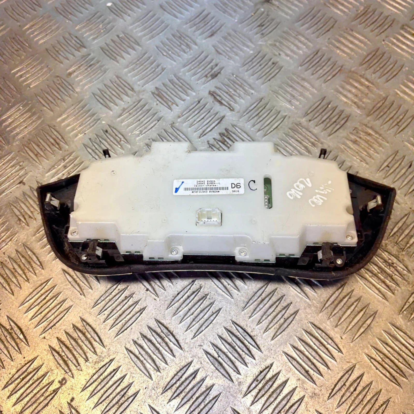 NISSAN JUKE TEKNA DIG-T MK1 2016 HEATER CLIMATE CONTROL PANEL 24845BV80A #13