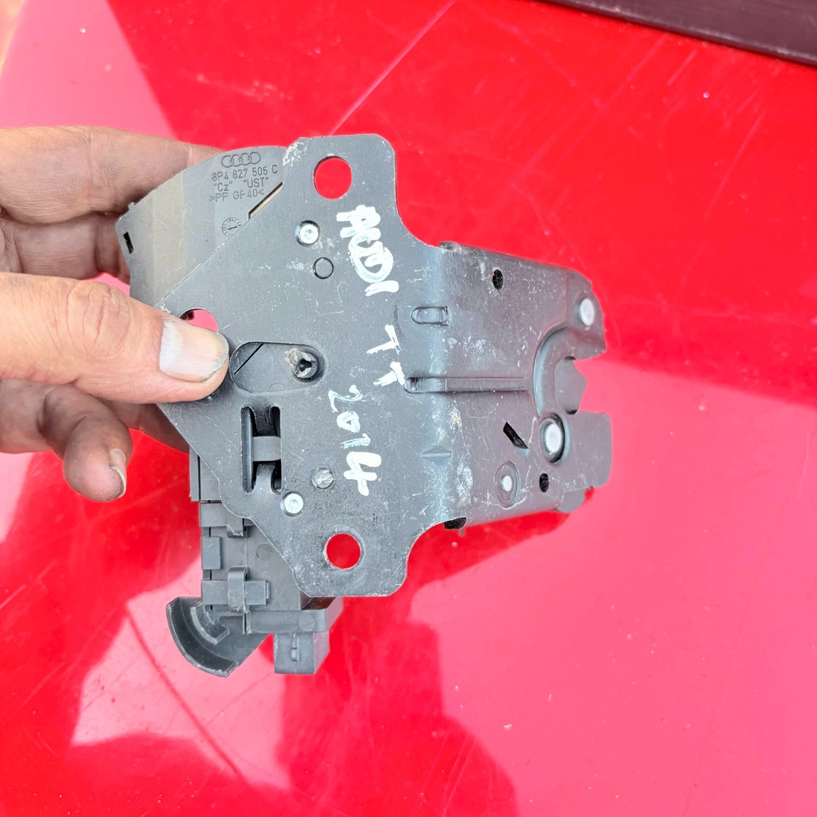 Audi TT/TTS 8J 2007-2014 Tailgate Boot Lid Lock Latch 8P4827505C