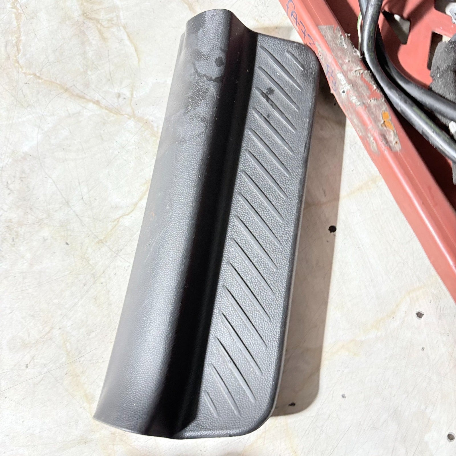 2005 Mazda 3 Door Sill Trim Pair Rear Side OSR, NSR