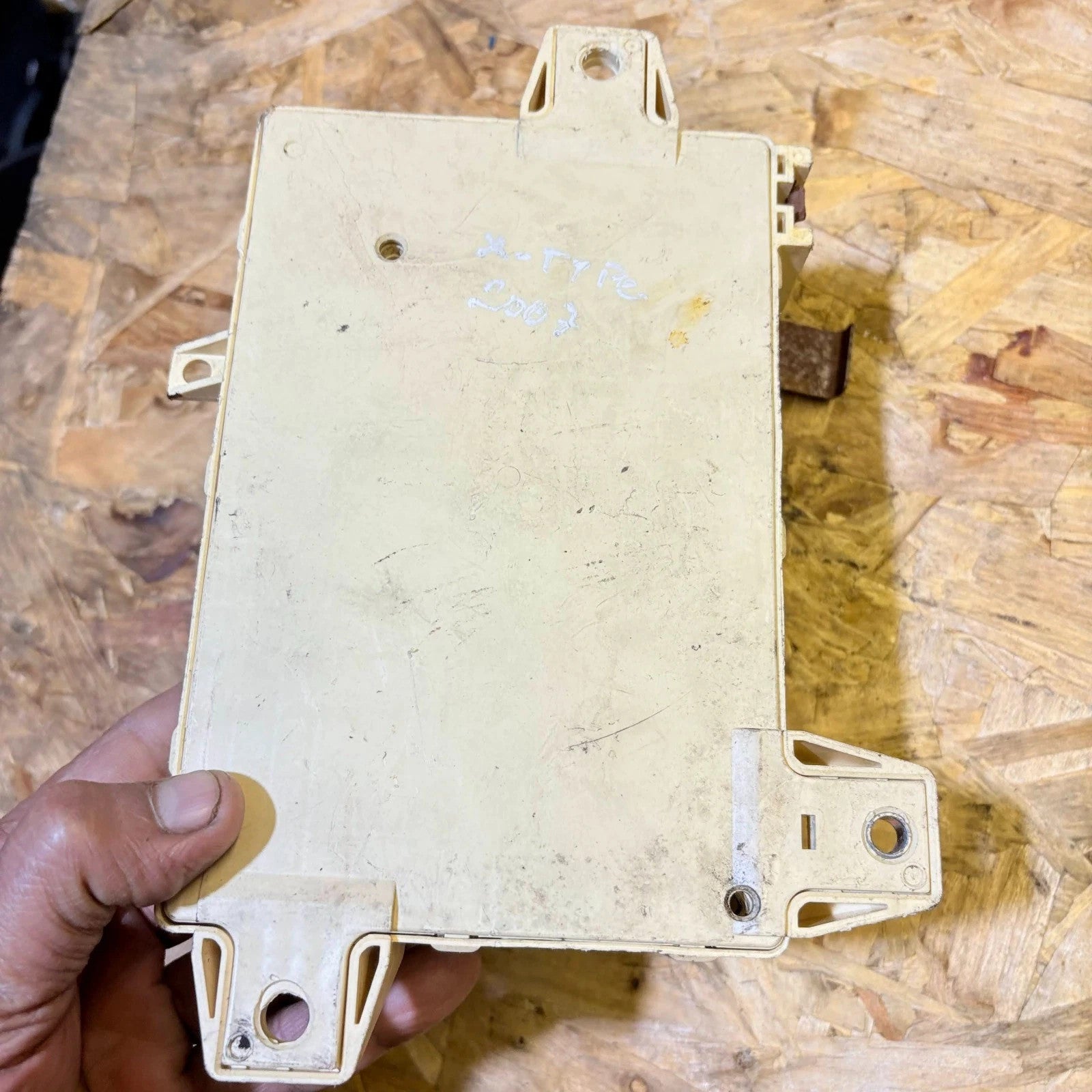 Jaguar X-Type X400 2001-2009 Interior Fuse Box 6R8T-14A067-AA