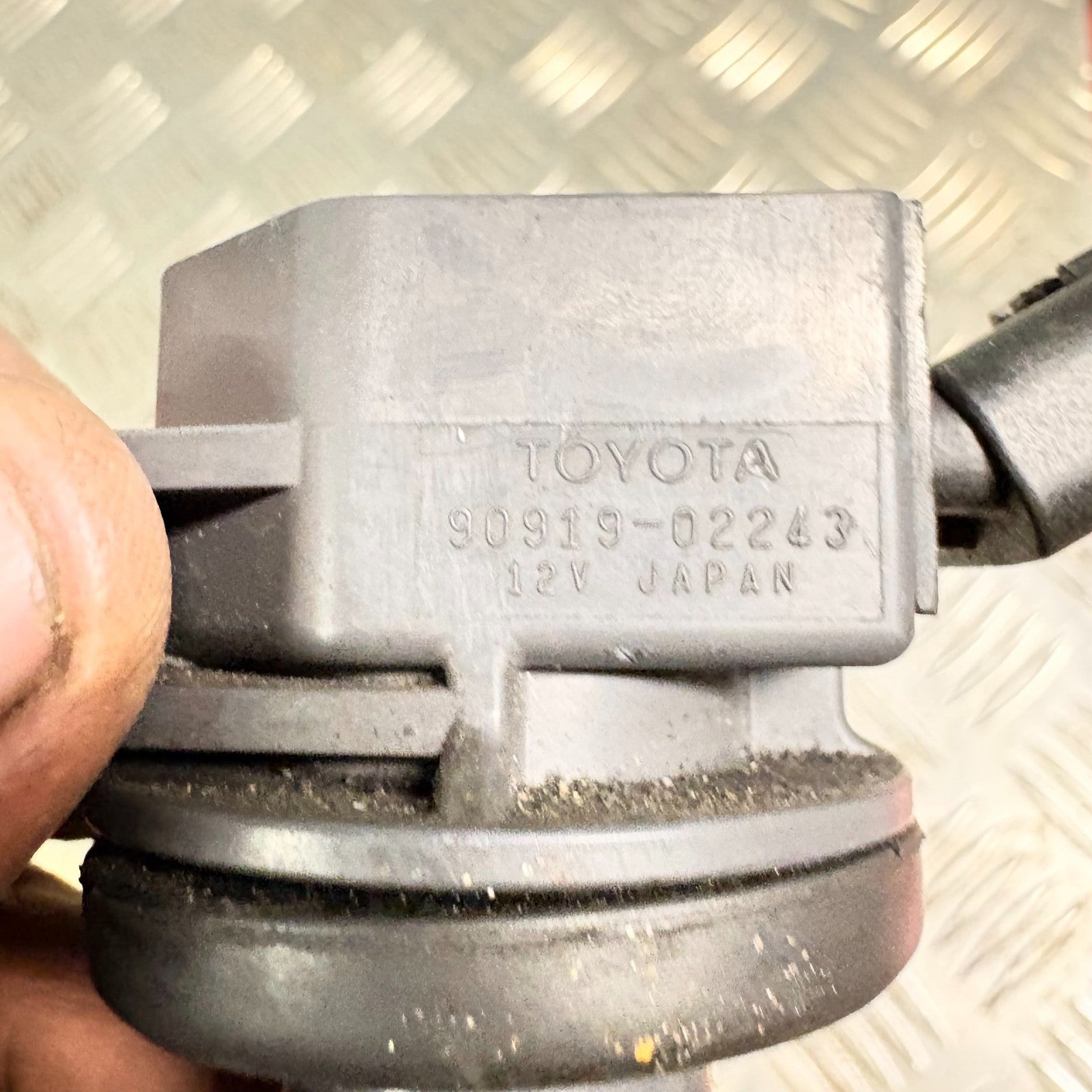 TOYOTA RAV4 2002 IGNITION COIL 90919-02243