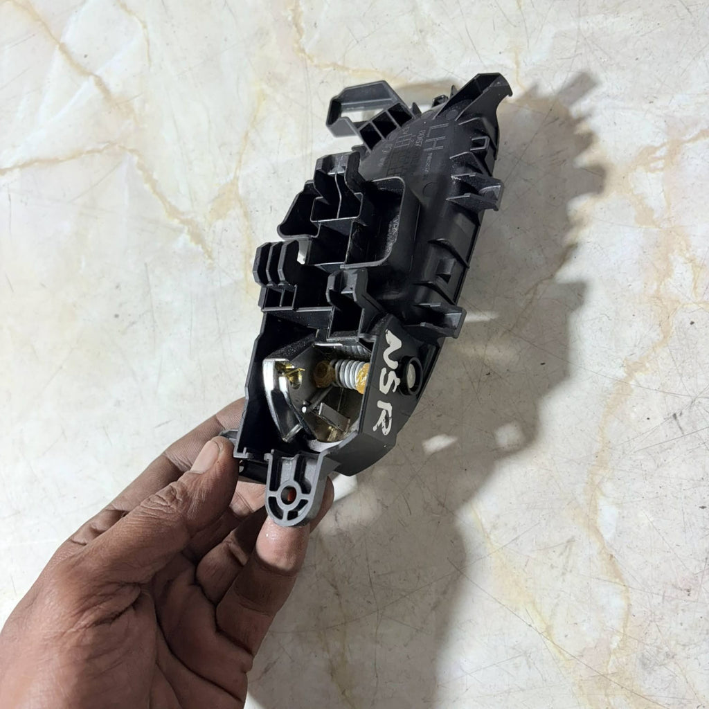 RENAULT KADJAR 2015 INTERIOR DOOR HANDLE REAR LEFT PASSENGER SIDE 80671-4EA0A