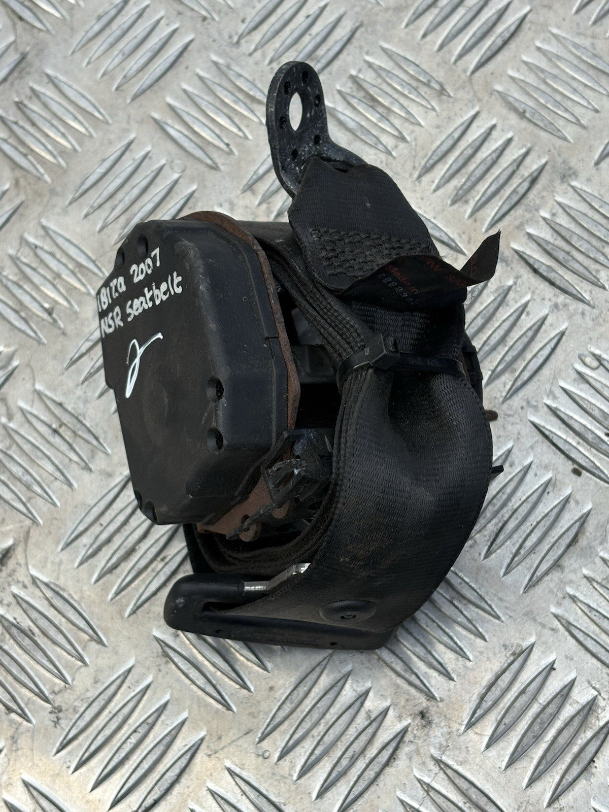 Seat Ibiza Left Passenger Nearside Rear Seat Belt 6l0857805b Mk3 2002-2009U
