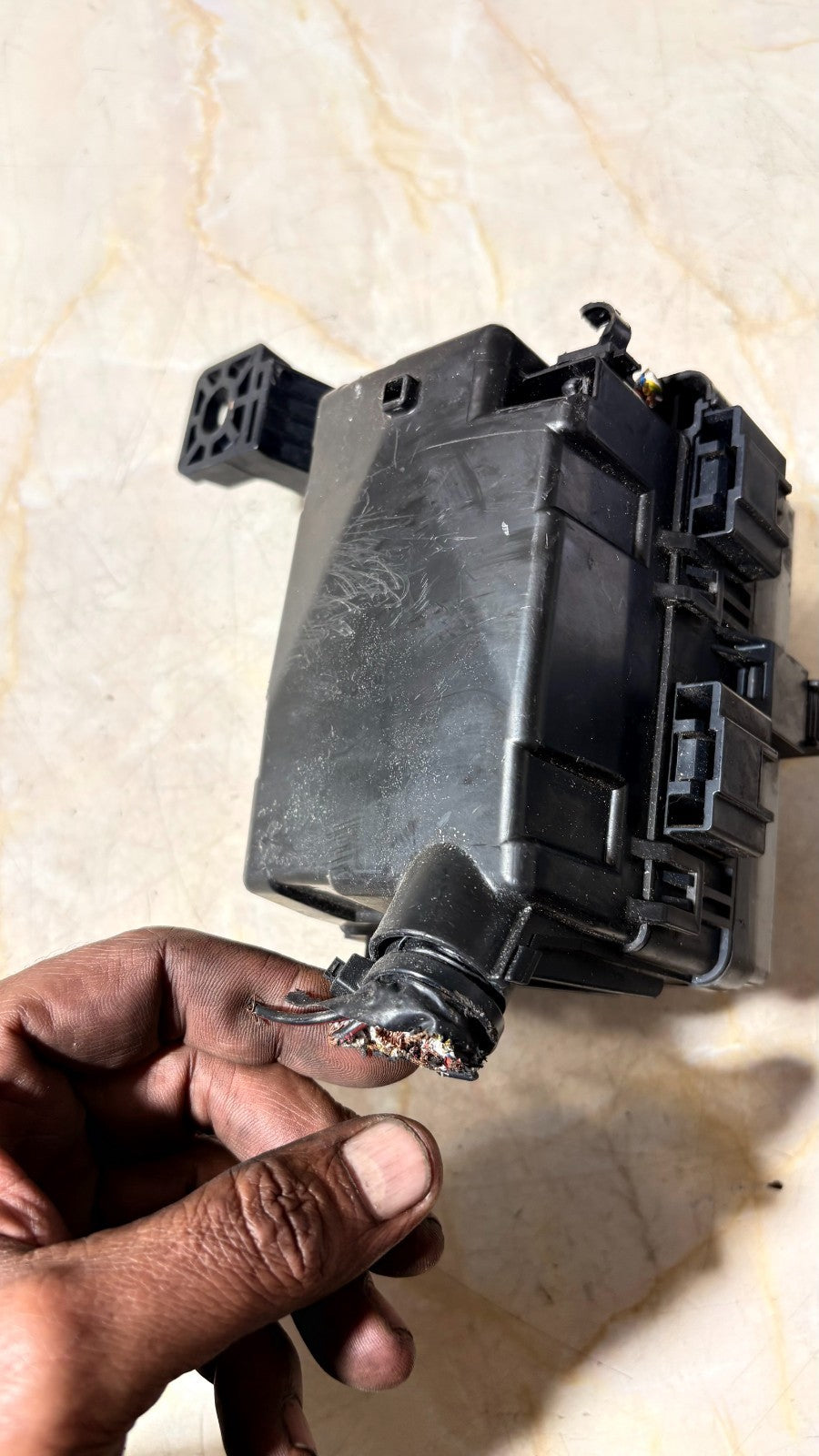 SUZUKI ALTO 2009-2014 FUSE BOX CONTROL MODULE