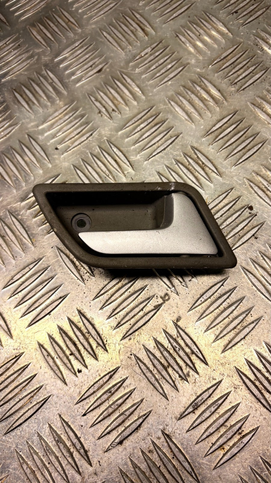 SAGA PROTON DRIVER SIDE RIGHT REAR INTERIOR DOOR HANDLE