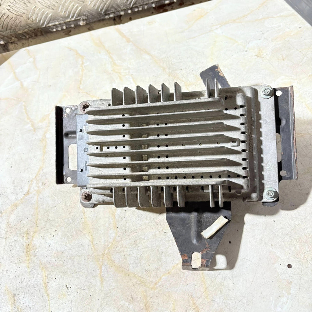 2003 - 2006 AUDI A4 CABRIOLET AMPLIFIER