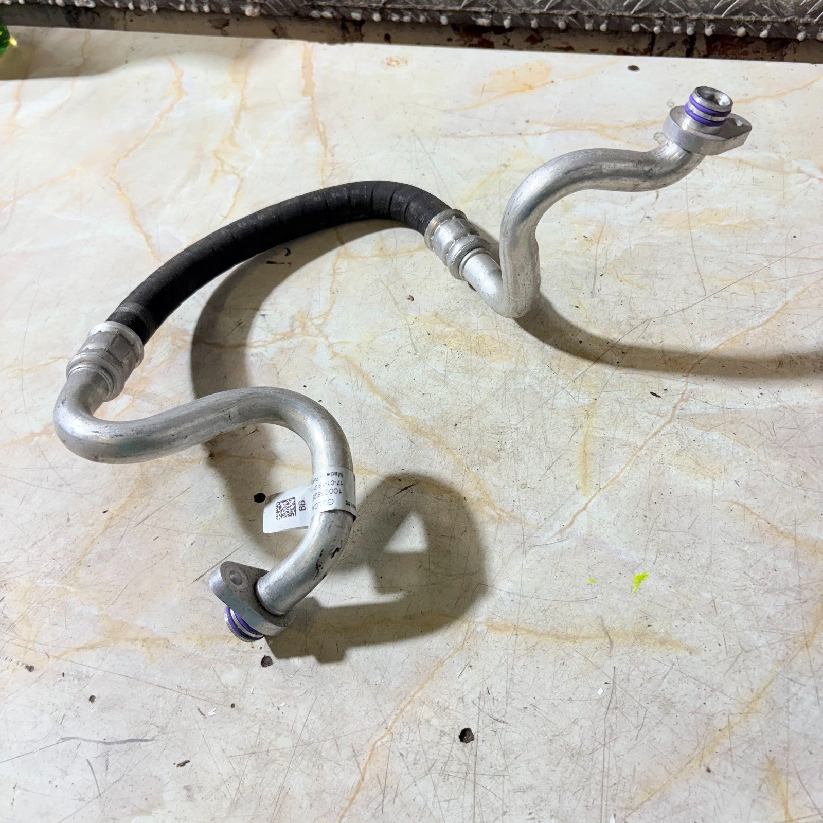 Range Rover Velar 2.0 A/C Suction Hose Pipe HX7319N602BB LR091476 2018-2020