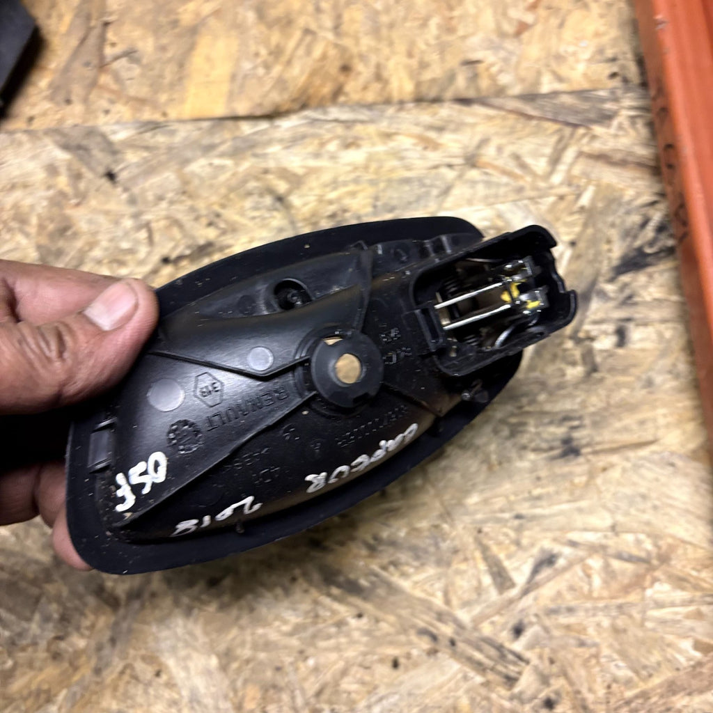 Renault Captur 2013-2019 Front Right Driver Interior Door Handle 806700005R