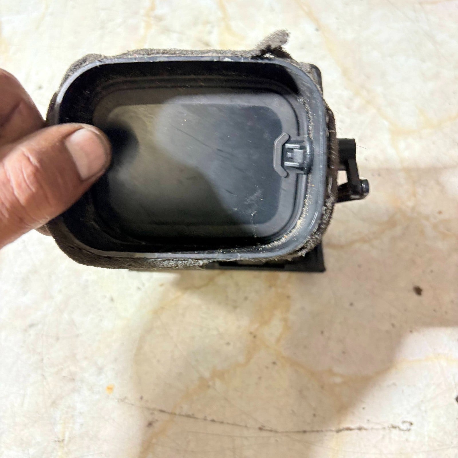 BMW 2000-2006 X5 DRIVER'S AIR VENT DASH HEATER VENT FRESH AIR GRILLE