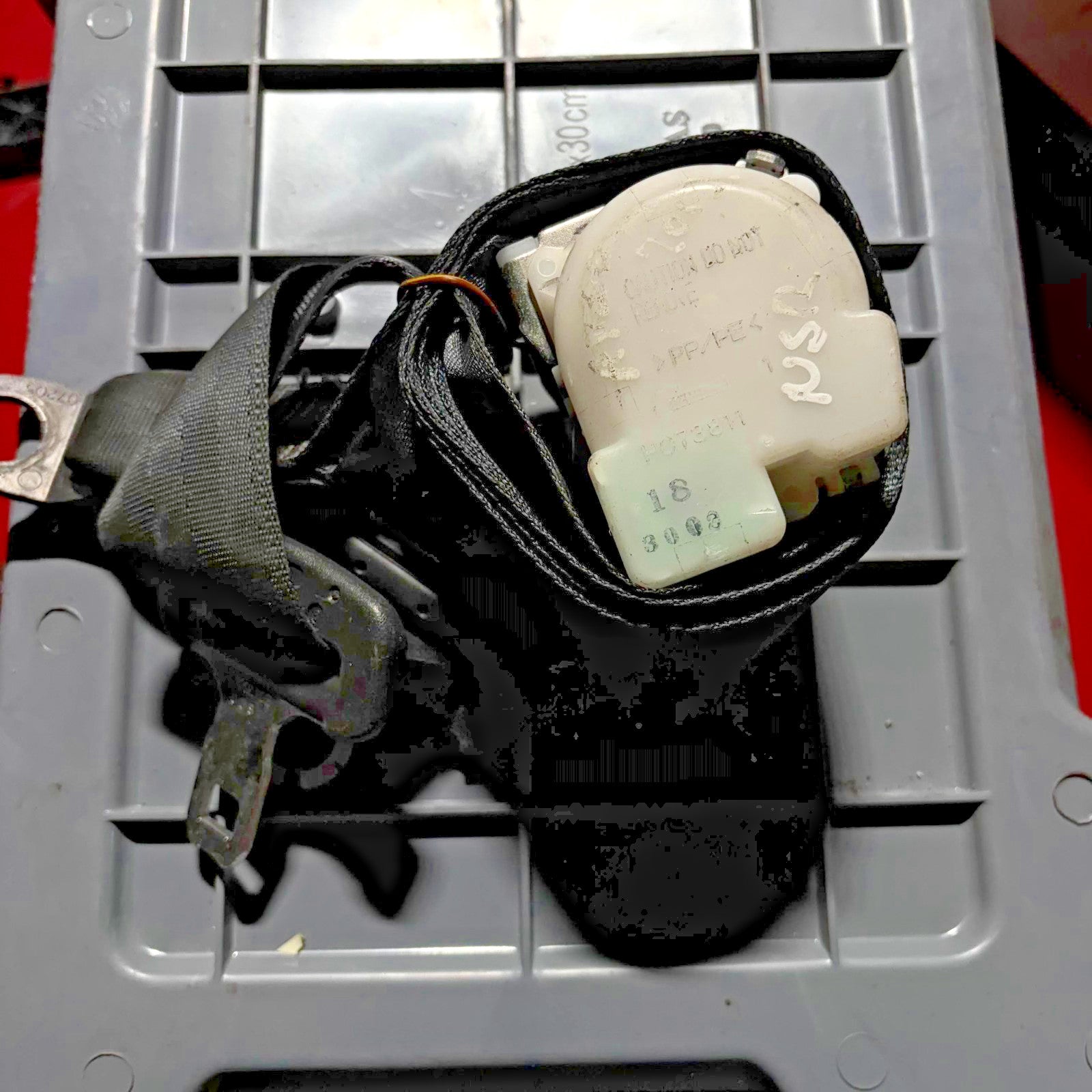 Seat Belt Left Rear Fits For TOYOTA AYGO 0434077