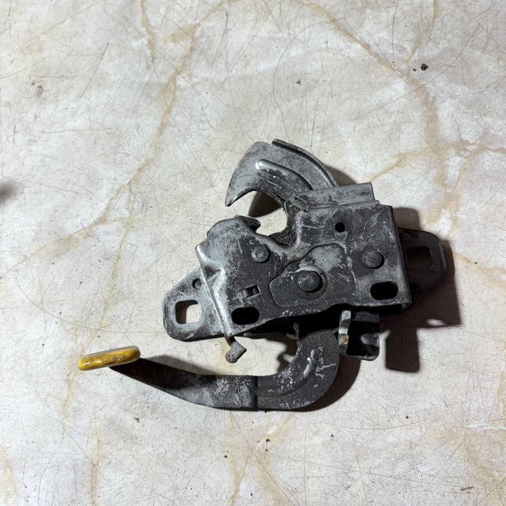 2003 MINI COOPER PETROL FRONT BONNET CATCH LOCK