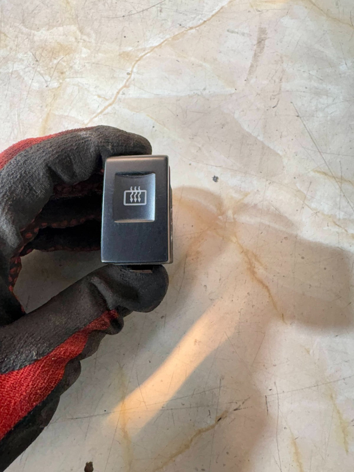 VW New Beetle Rear Window Demister Switch 1C0959621/1C0 959 621 1998-2010