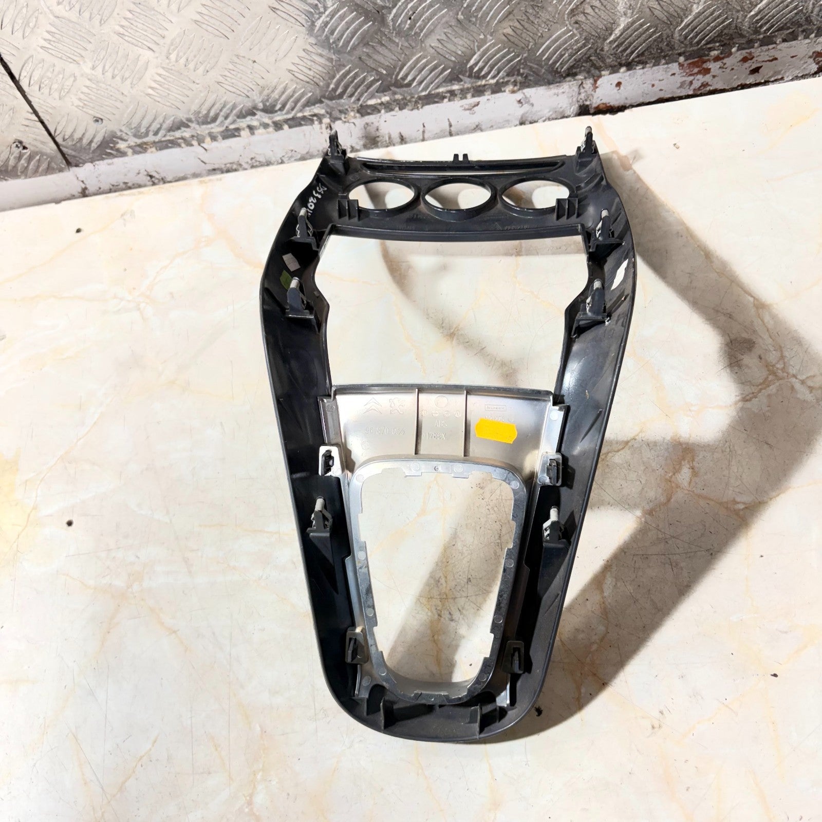 CITROEN DS3 2009-2016 GEAR STICK SURROUND TRIM PANEL 96870055