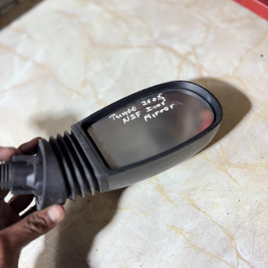 FIAT PUNTO 1999-2005 PASSENGER SIDE WING MIRROR E30157178