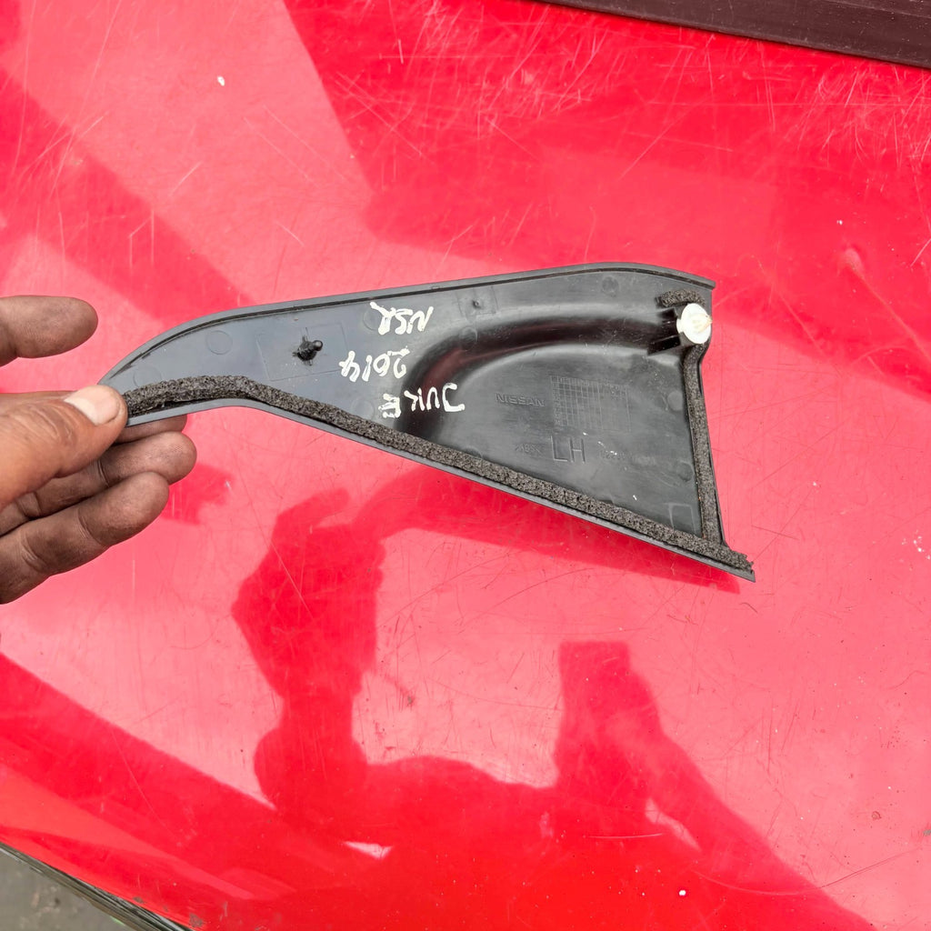 NISSAN JUKE 2014 DOOR TRIM REAR PASSENGER LEFT 822931KA0A