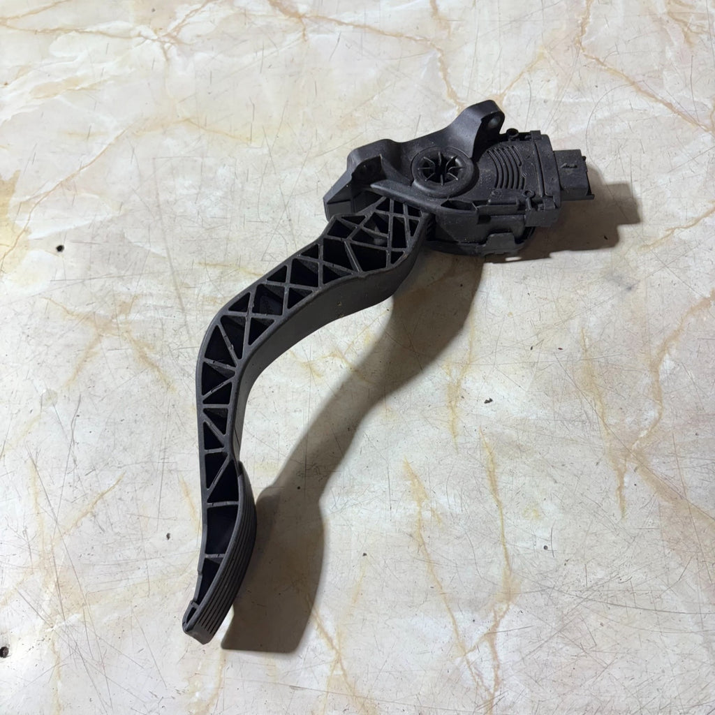 Citroen C3 VTR 2011 Throttle Pedal 6PV009949