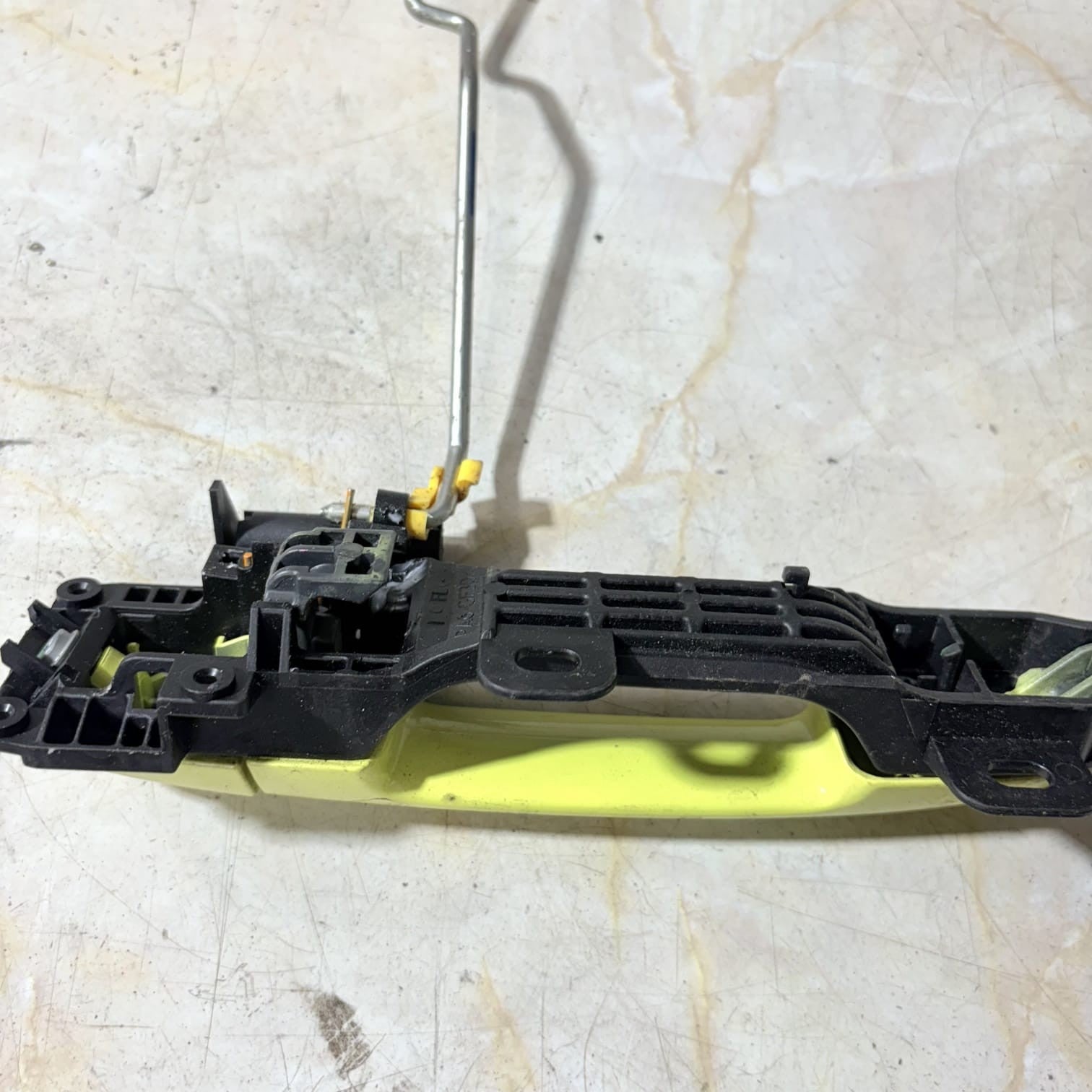 Door handle Passenger Front Left Side Toyota AVENSIS 3 Kombi T27 83901 NSF