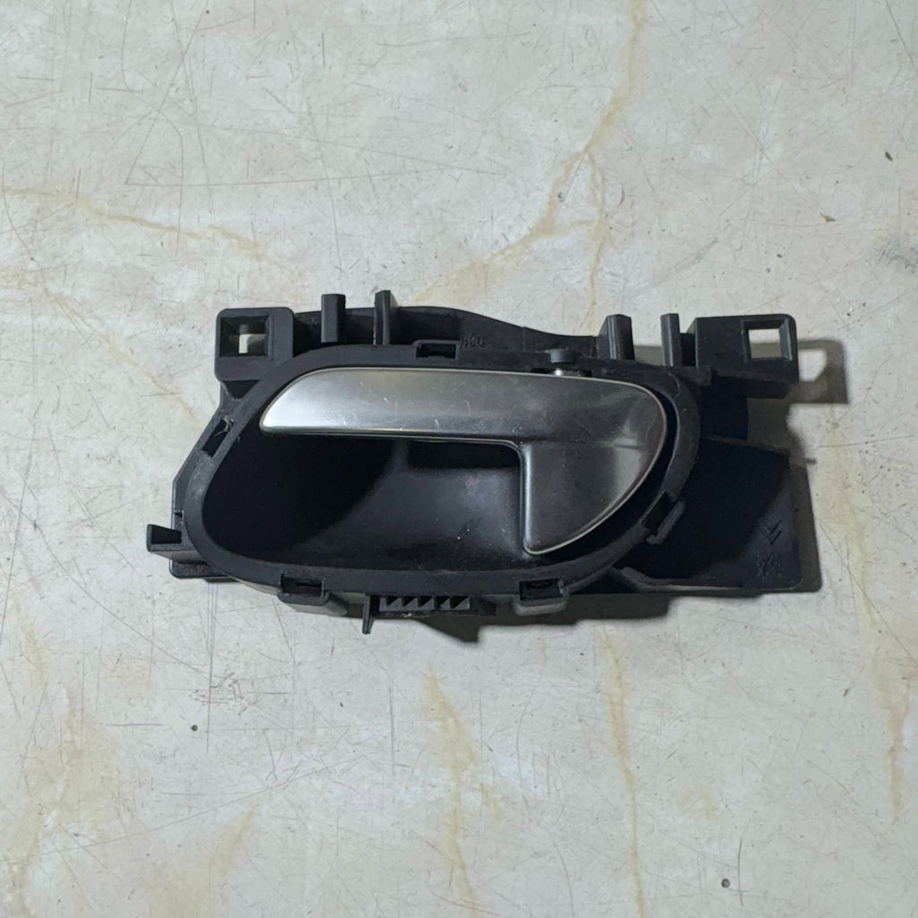 CITROEN DS3 2010-2014 PASSENGER SIDE FRONT INTERIOR DOOR HANDLE 1905002