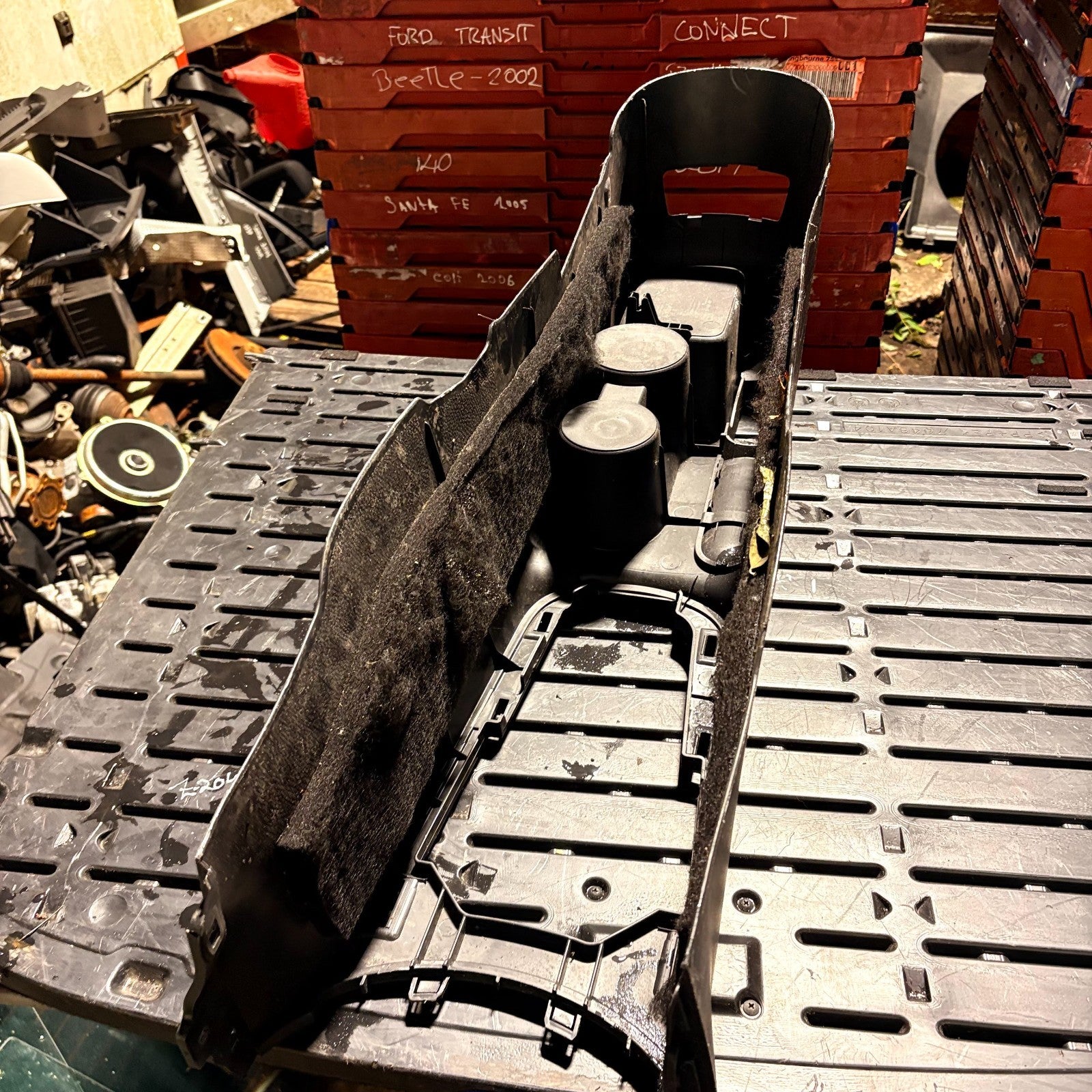 2010-2013 Kia Soul Center Console Black 846112K000