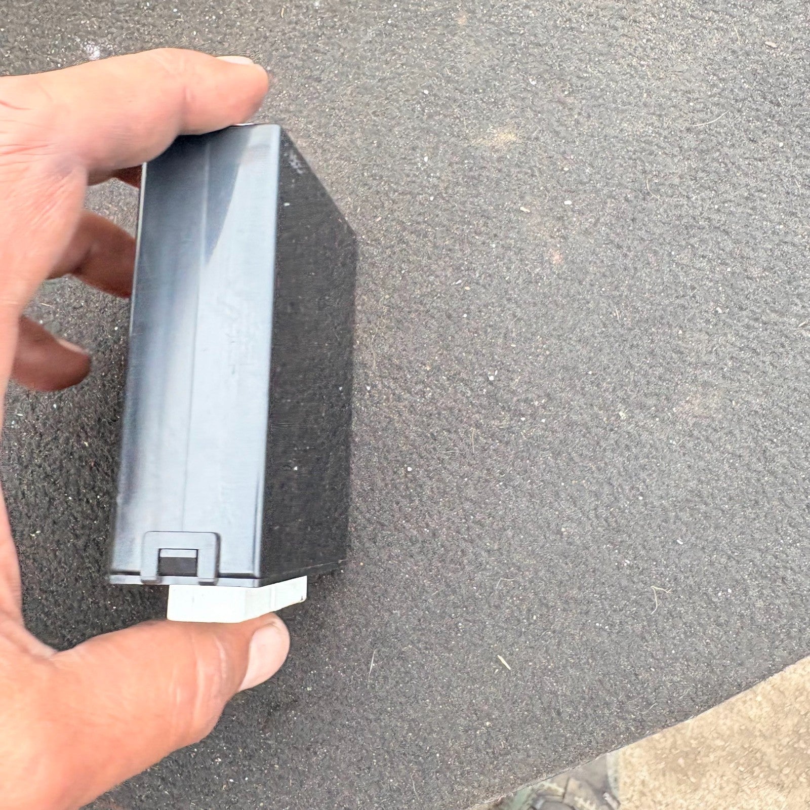 SUZUKI IGNIS MK2 2004-2007 BODY CONTROL MODULE 38860-86G0