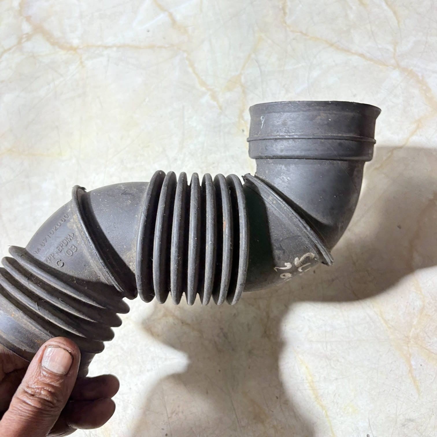 Fiat Scudo 220/222 1995-2006 1.9TD 2.0JTD Air Intake Hose Pipe 1487102080