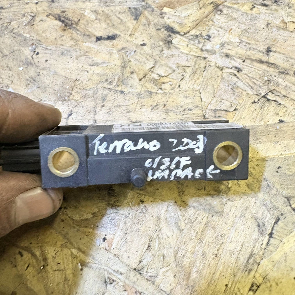 Nissan Terrano 2003 Deployment crash impact sensor 988302X300