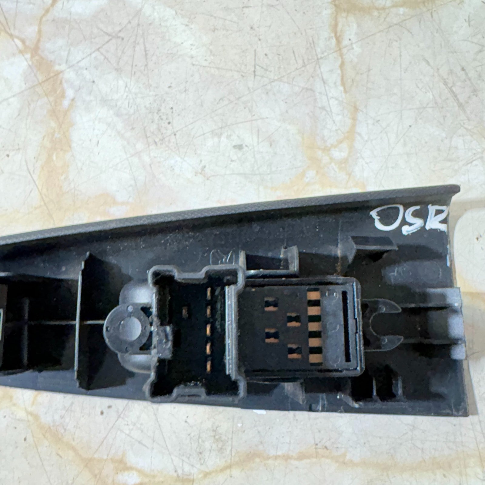 Nissan Note Mk1 E11 2006?2013 Rear Right Door Window Switch Driver Side OSR