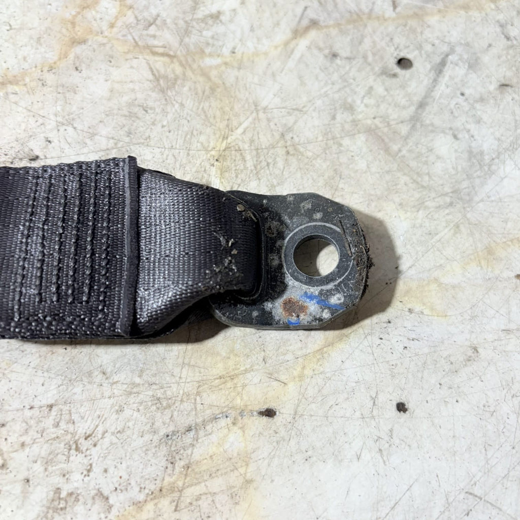 Seat belt holder (Seat belt Buckle) Passenger rear Alfa-Romeo 1 UK967134-23 2001
