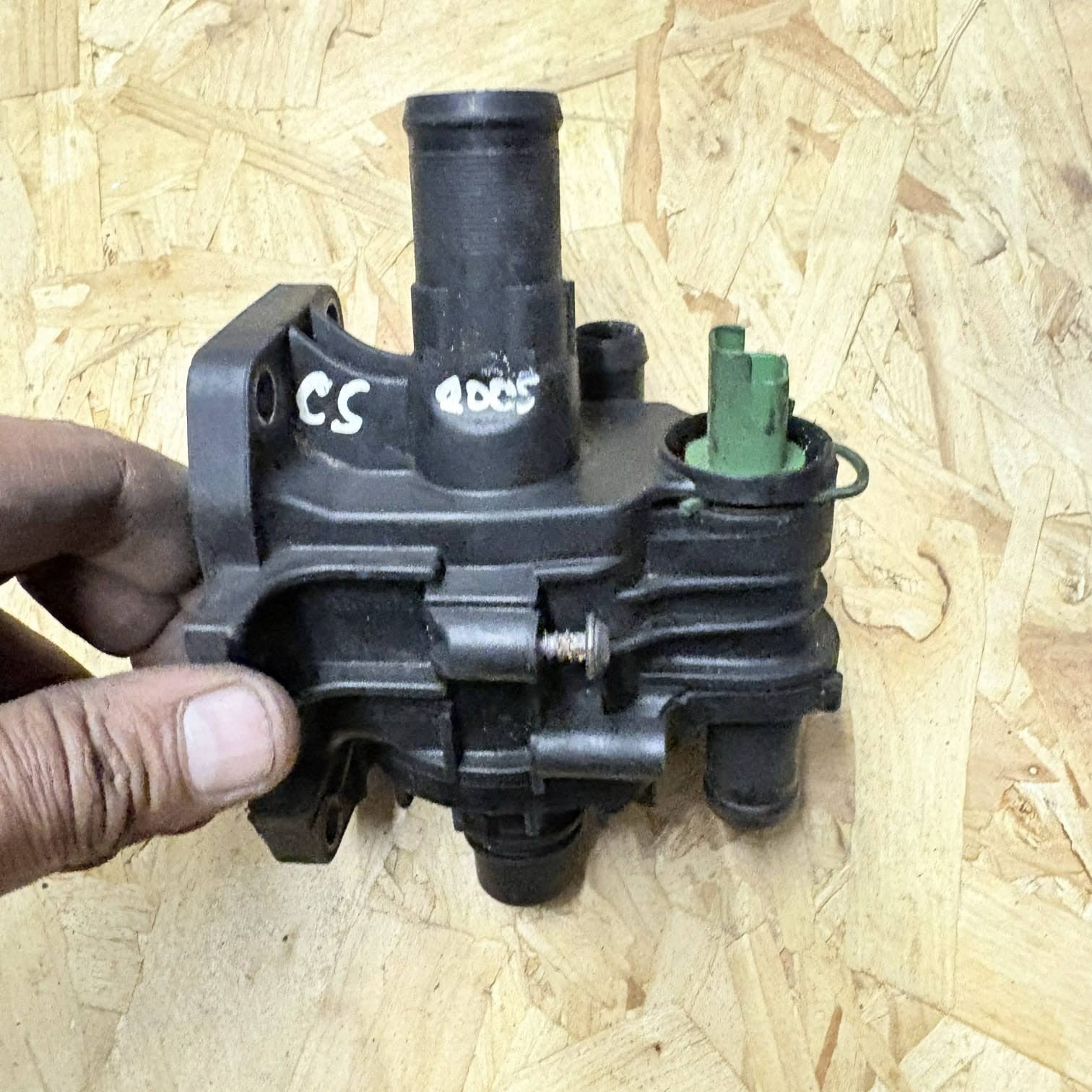 PEUGEOT 206 MK1 2005 1.6 DIESEL THERMOSTAT HOUSING 9647767180