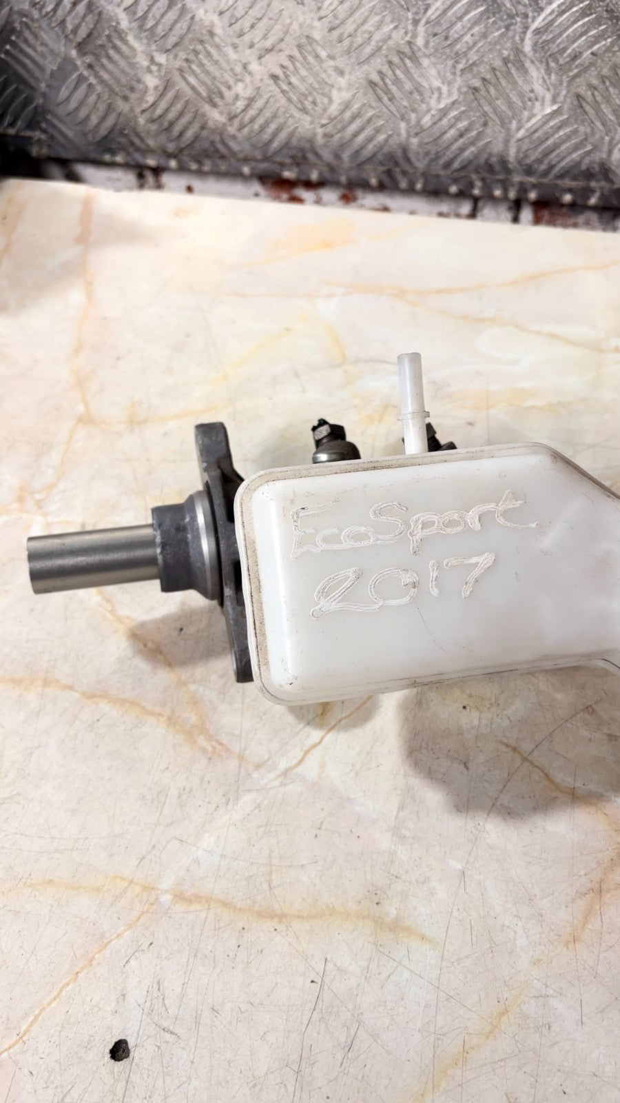 FORD ECOSPORT 2013-2017 1.0 ECOBOOST BRAKE MASTER CYLINDER 06735610081 2071495