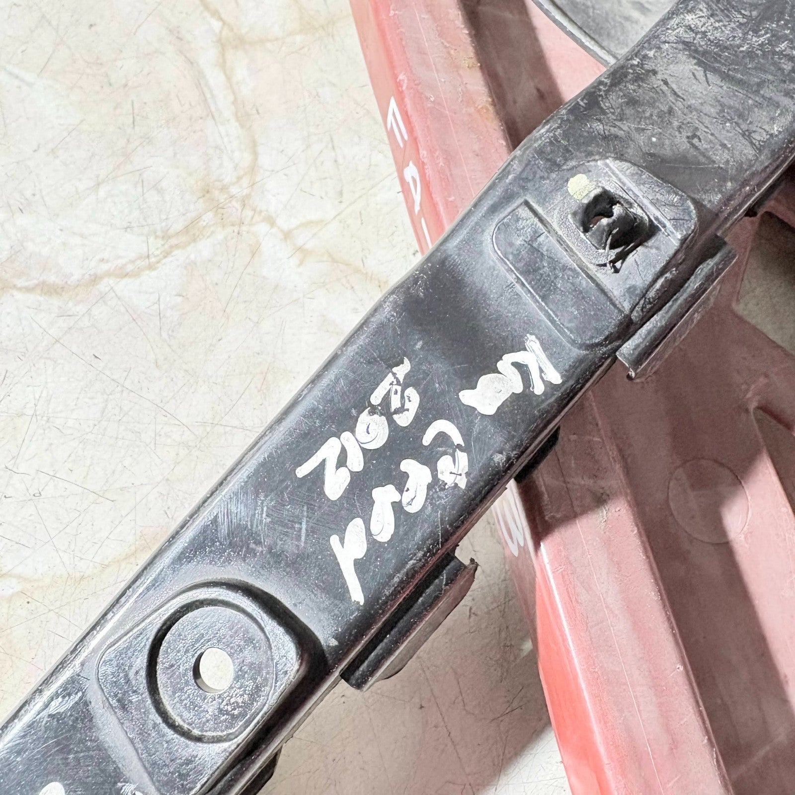Kia Ceed 2007-2012 Rear Bumper Bracket Holder Left,Right 86614-1H100