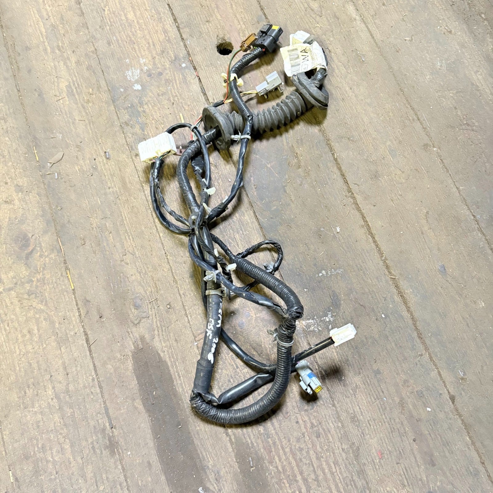 Nissan Micra C+C CK12 2005-2009 Driver Door Wiring Loom Harness 24124-BC001