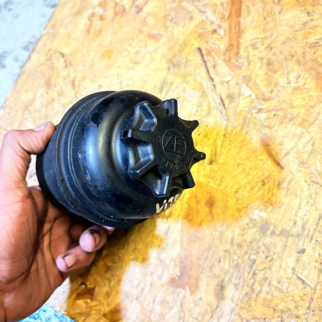 Mercedes Vito 113 CDI W639 2010-2014 Power Steering Fluid Reservoir Tank