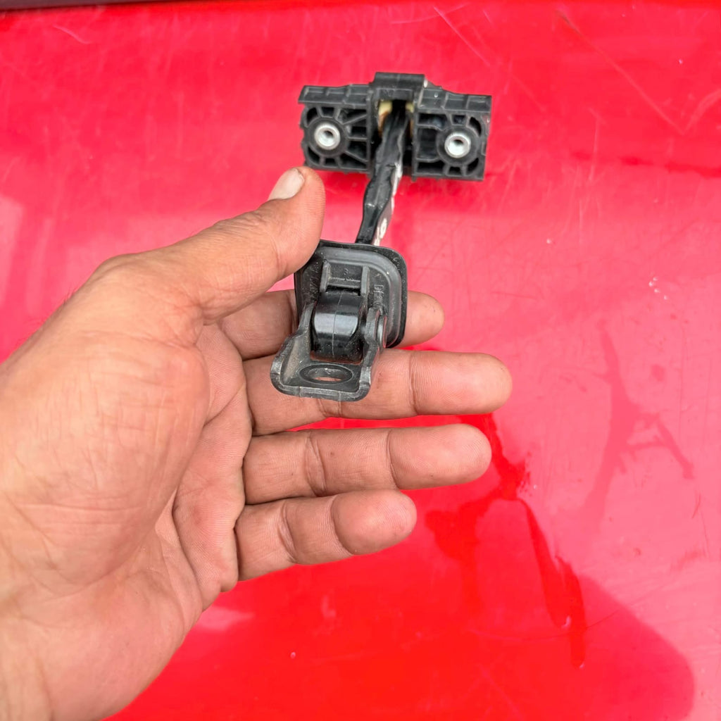 POLO NTY EZC-SK-055 Door Catch for SKOD A225487412800