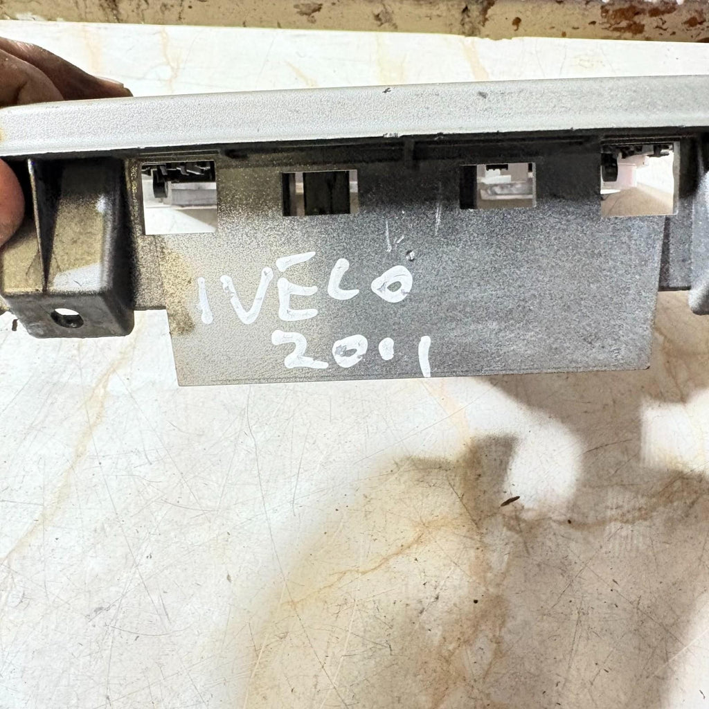 178140500 CLIMATE HEATER CONTROL UNIT SURROUND COVER TRIM FOR IVECO DAILY 2011