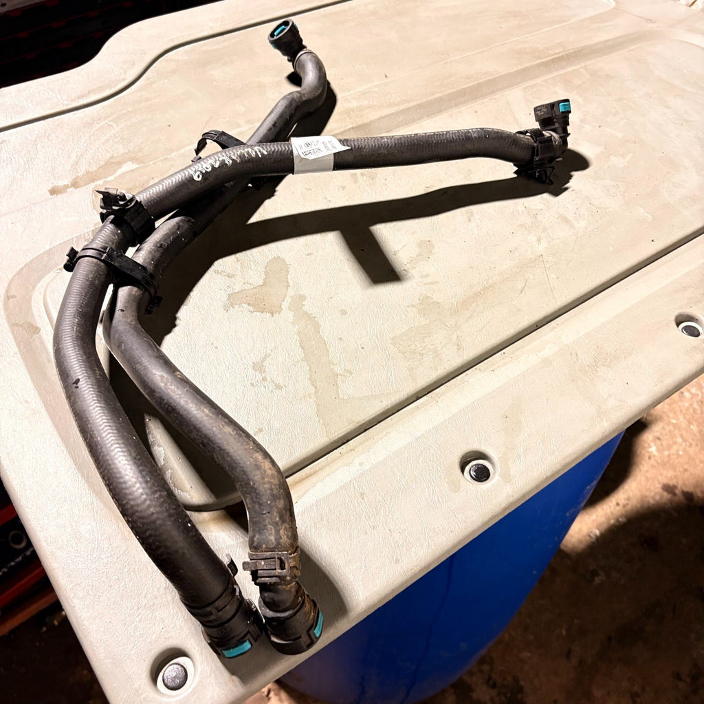 Range Rover Velar L560 2.0D Heater Coolant Hose Pipes GX73-18C266-AE AJ200D 2019