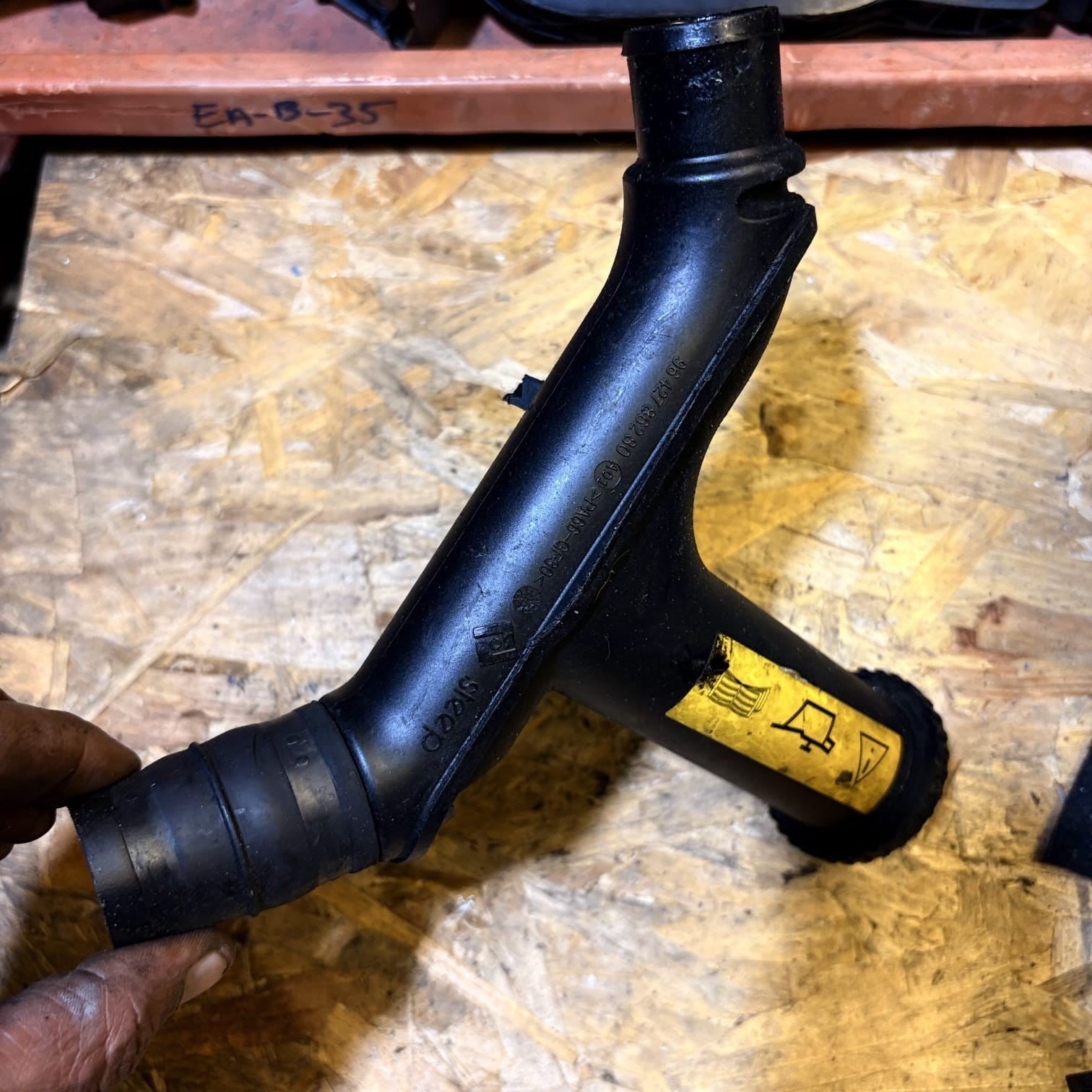 CITROEN DISPATCH MK1 2.0 HDI OIL FILLER PIPE NECK 9642786280 2005