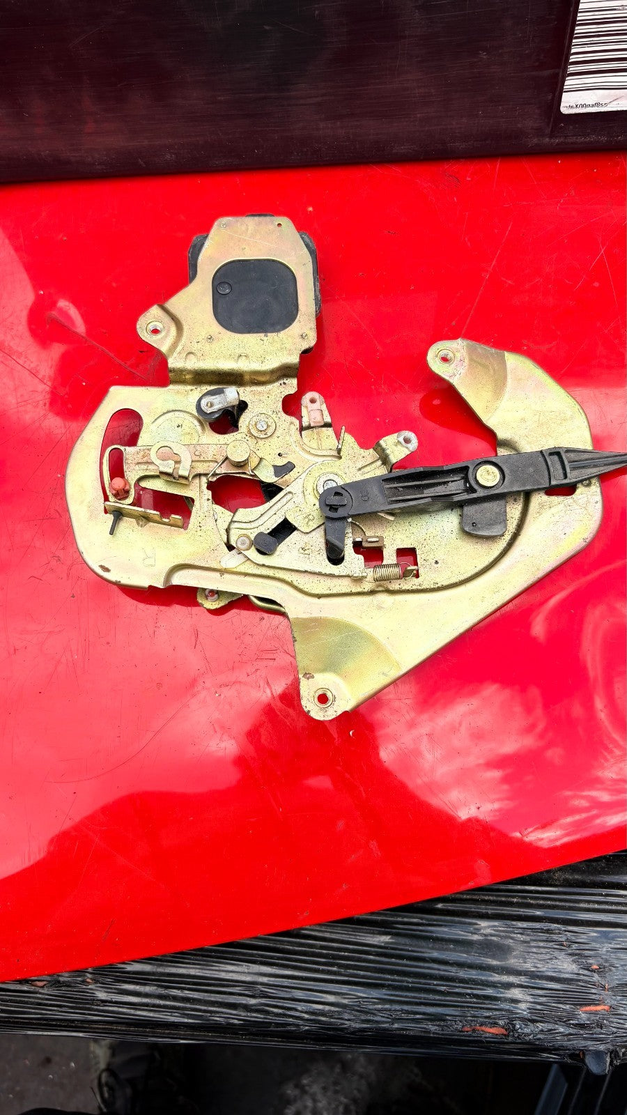 Door Lock Mechanism-rear left side for Kia Carnival