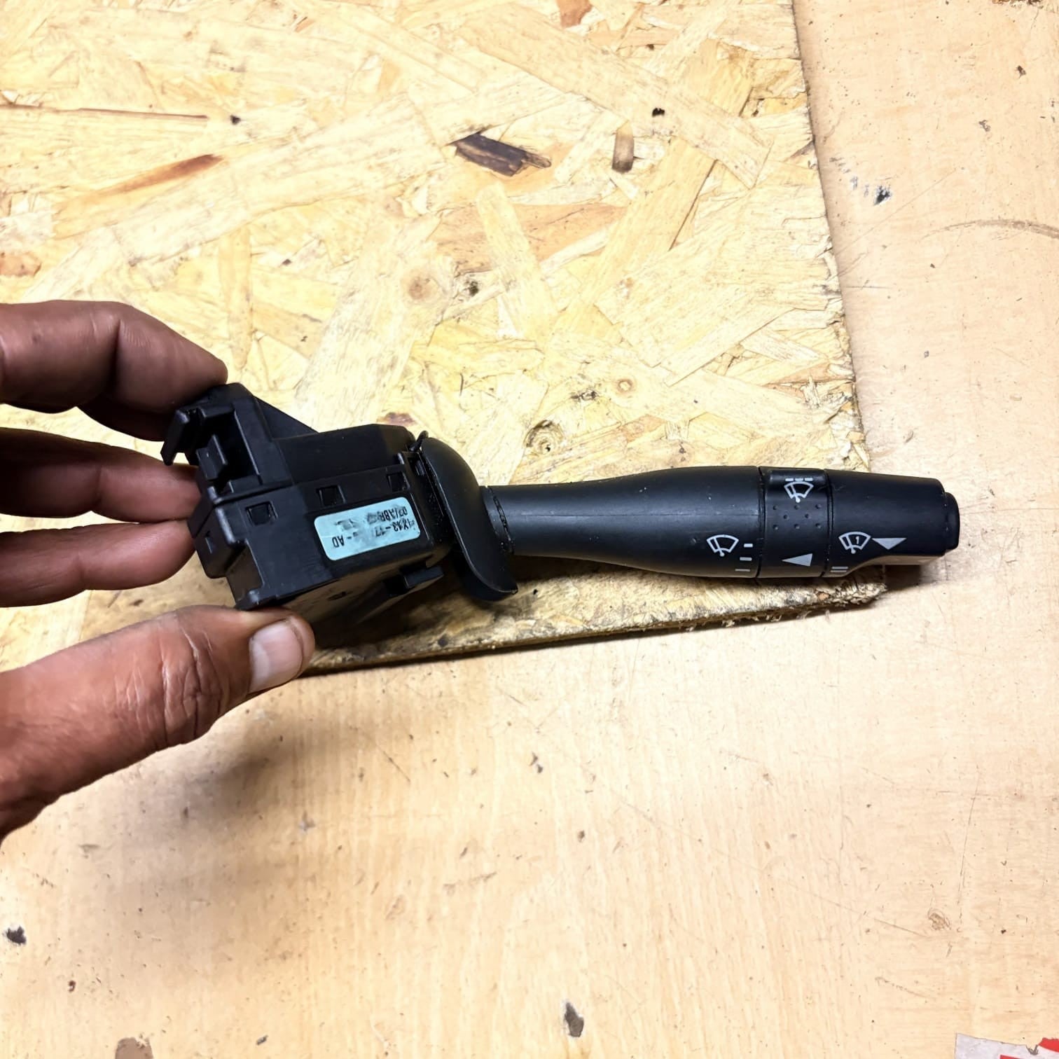 2001-2009 JAGUAR X-TYPE WINDSCREEN WIPER STALK SWITCH LEVER ARM