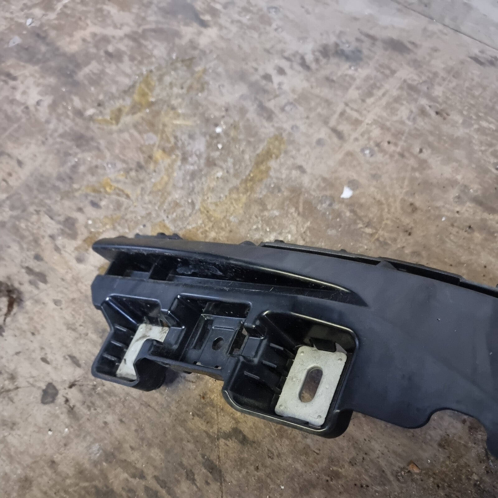 Mercedes C Class W205 Rear Bumper Right Bracket A2058852265