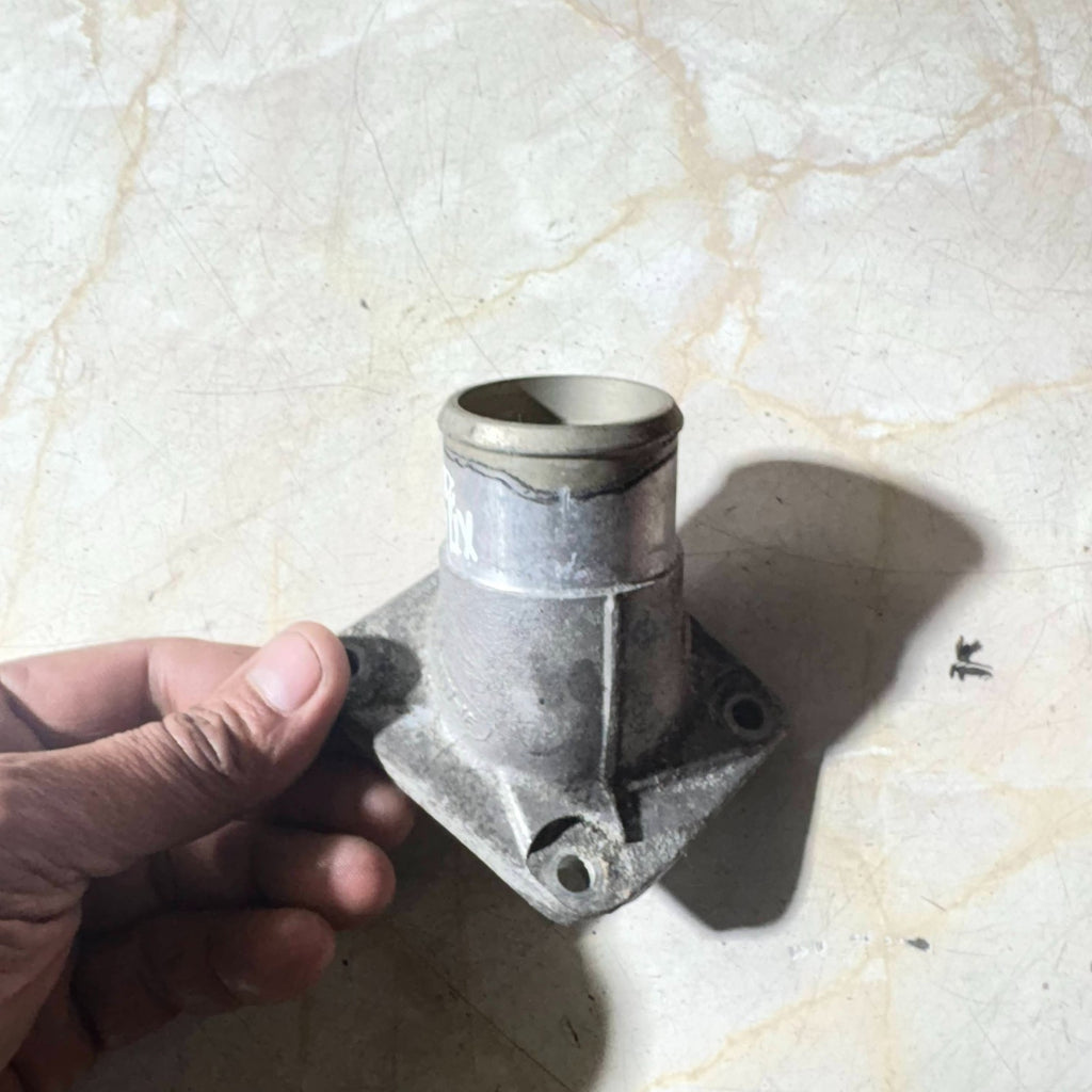 Jaguar X type 2007 Thermostat Housing Cover