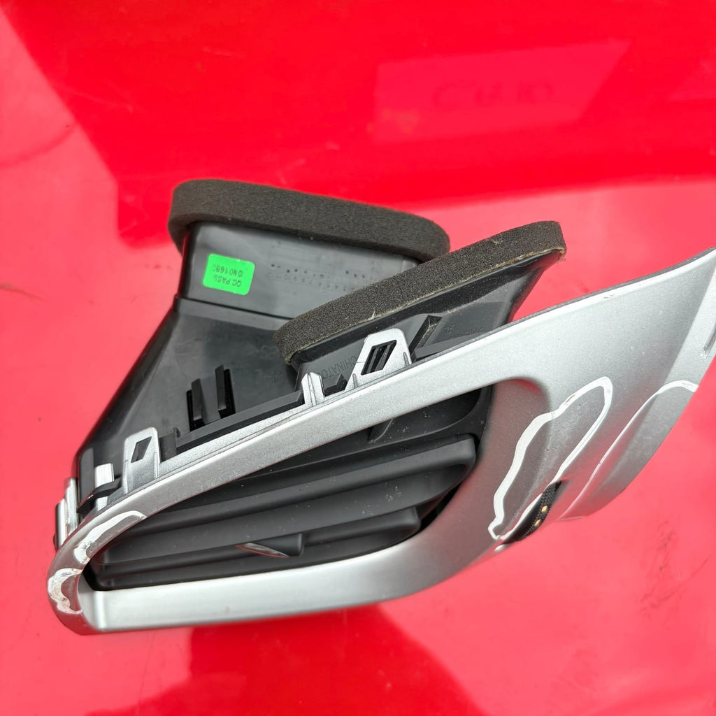 Citroen DS3 C3 2009-2016 Passenger Side Dash Air Vent Left No Bezel 96857503ZD