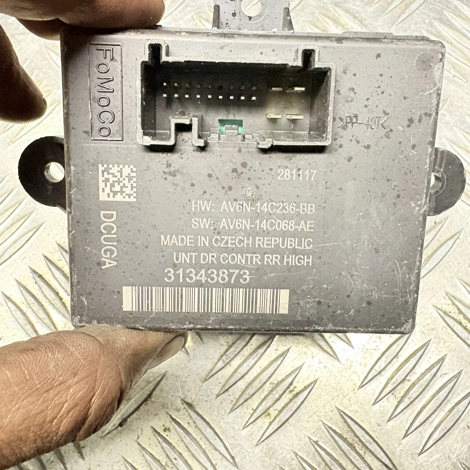 VOLVO V40 N/S/R PASSENGER DOOR CONTROL MODULE 31343873