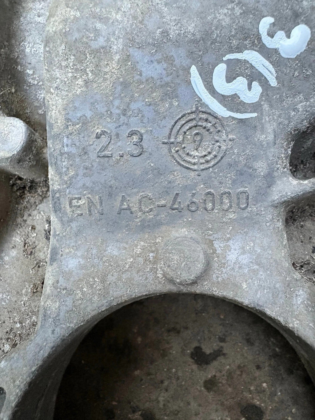 2010 MERCEDES C-CLASS FRONT ENGINE MOUNT A6512011109