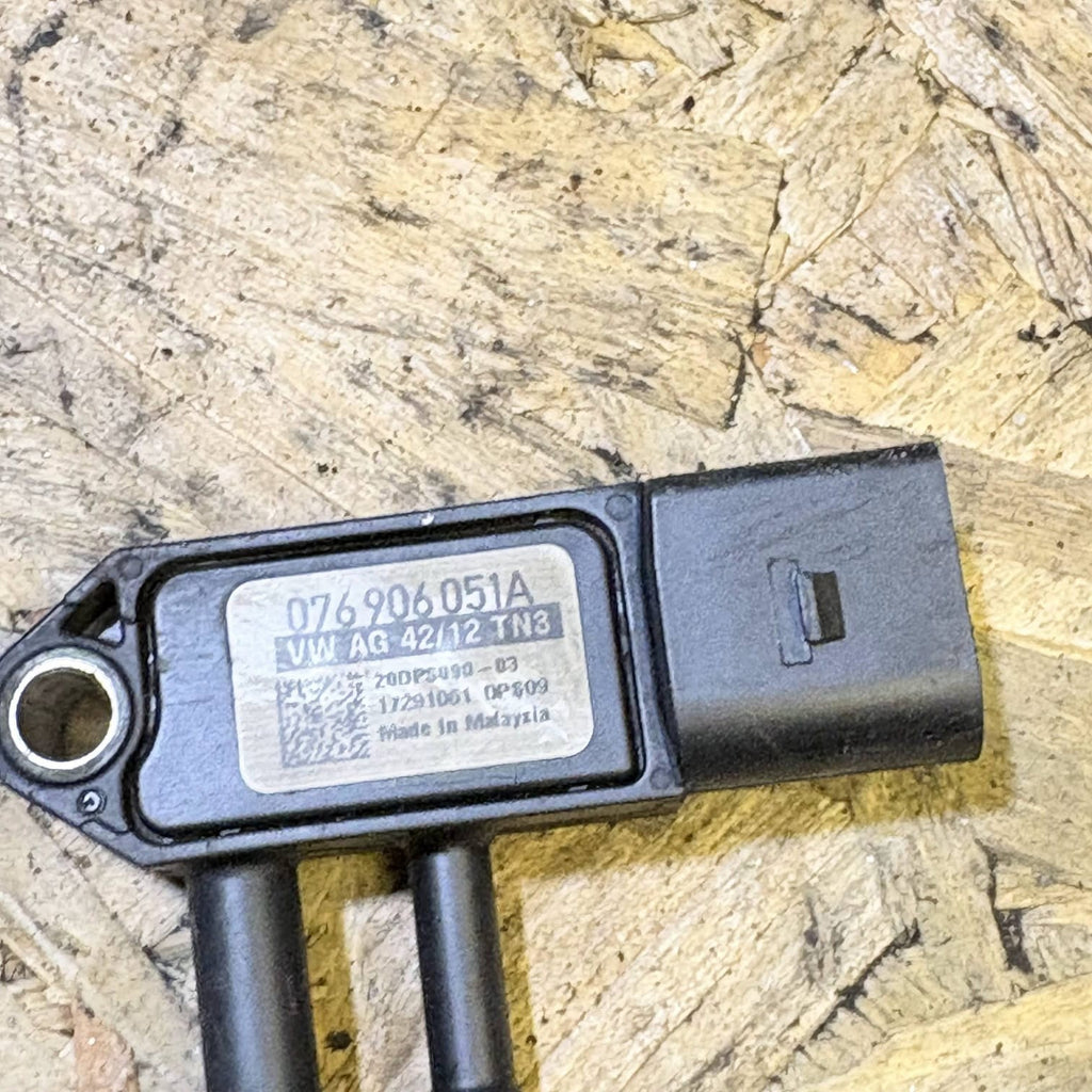 Mitsubishi Lancer PRESSURE SENSOR 076906051A 2007-2017