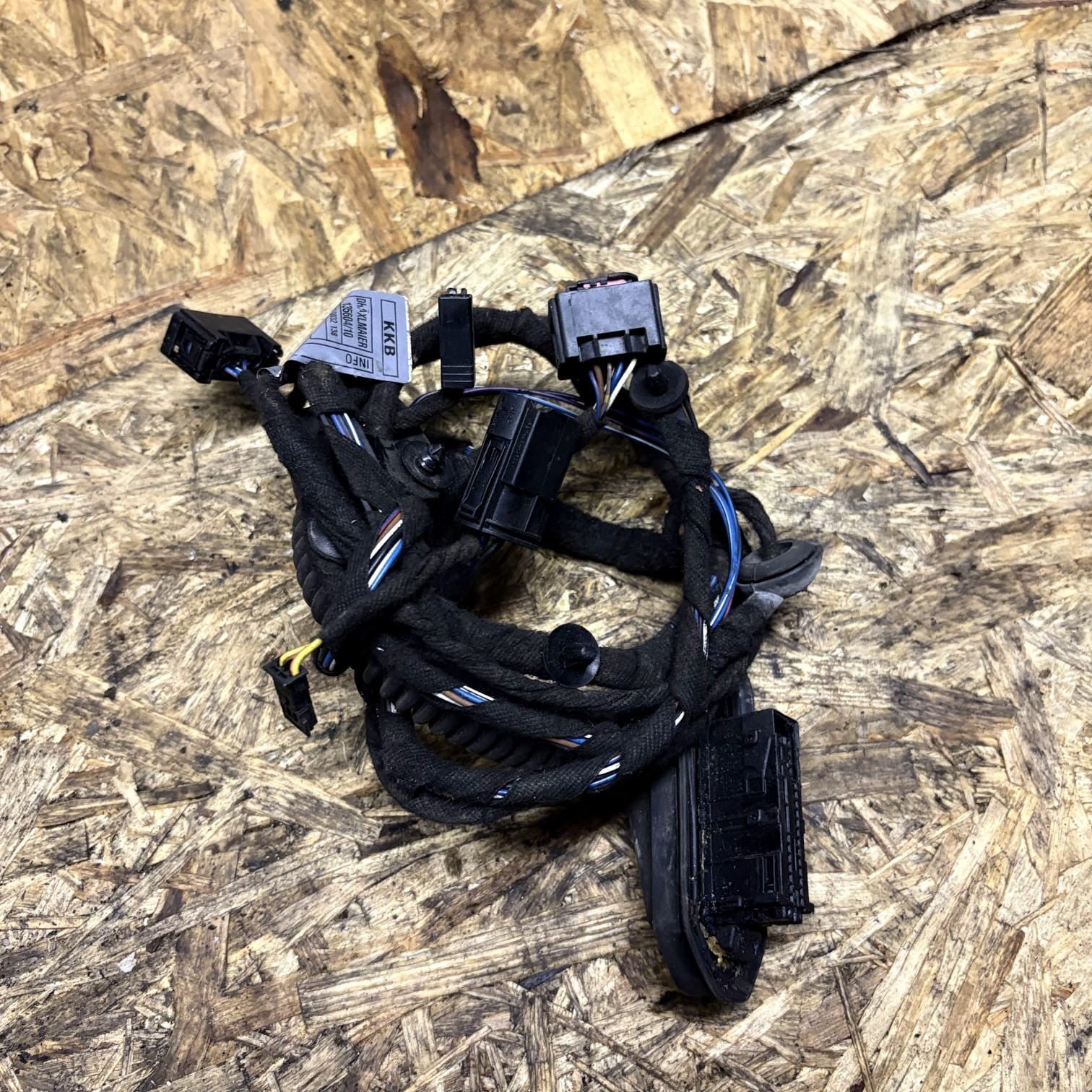 MINI ONE 2005 DOOR WIRING LOOM PASSENGER FRONT SIDE OFFSIDE 135604/10