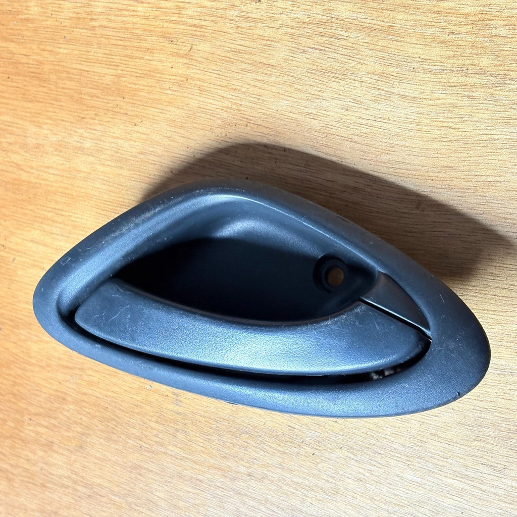 HONDA JAZZ INNER RIGHT FRONT DOOR HANDLE